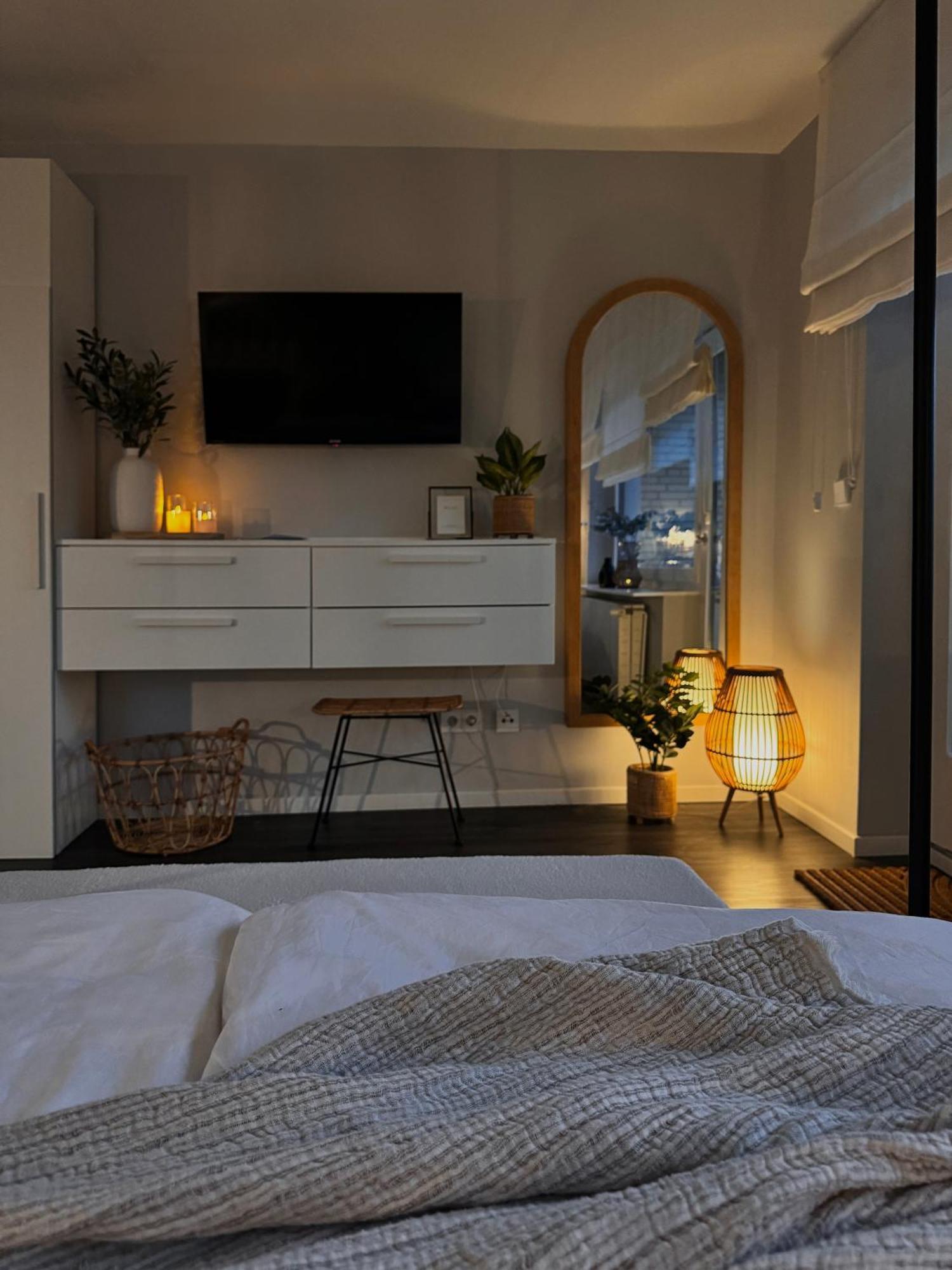 Seaside Rooms - Design-Apartment Mit Balkon & Parkplatz - Inklusive Strandkorb Direkt Am Wasser Und Spa & Sauna Saisonal บือซุม ภายนอก รูปภาพ